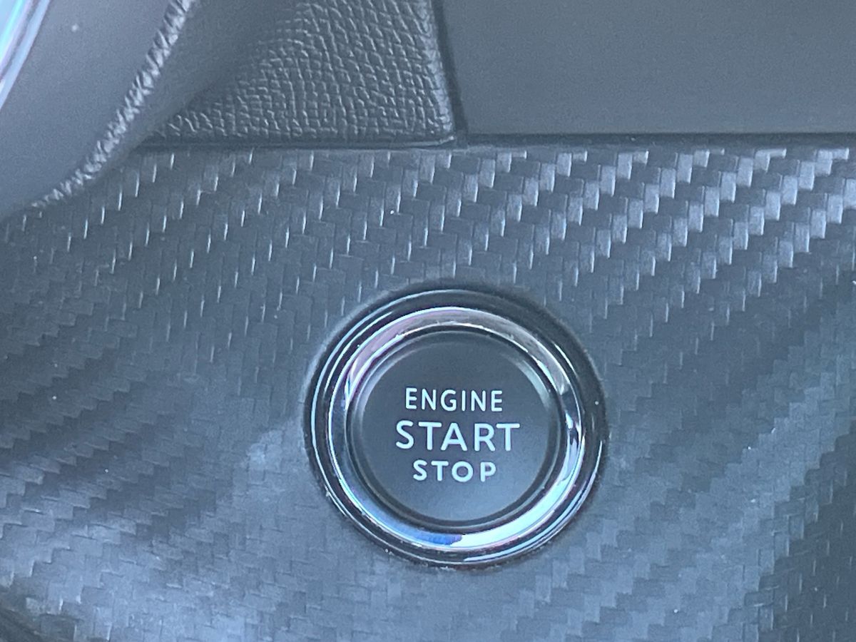 Used Peugeot 2008 2022 for sale - 77432201: Photo 42