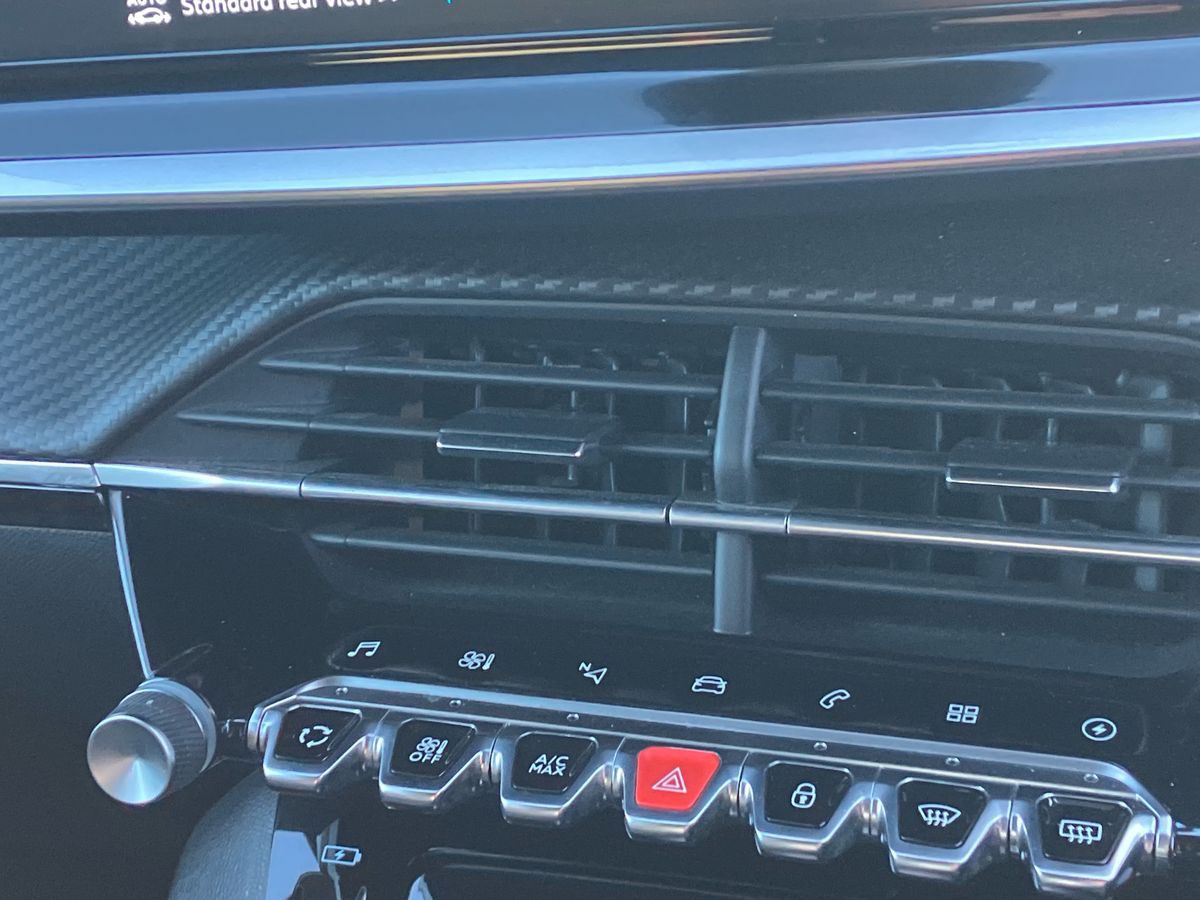 Used Peugeot 2008 2022 for sale - 77432201: Photo 47