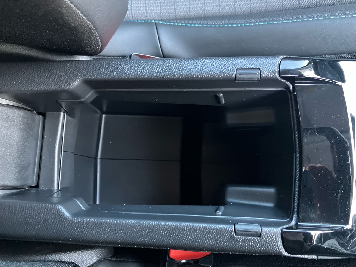 Used Peugeot 2008 2022 for sale - 77432201: Photo 54