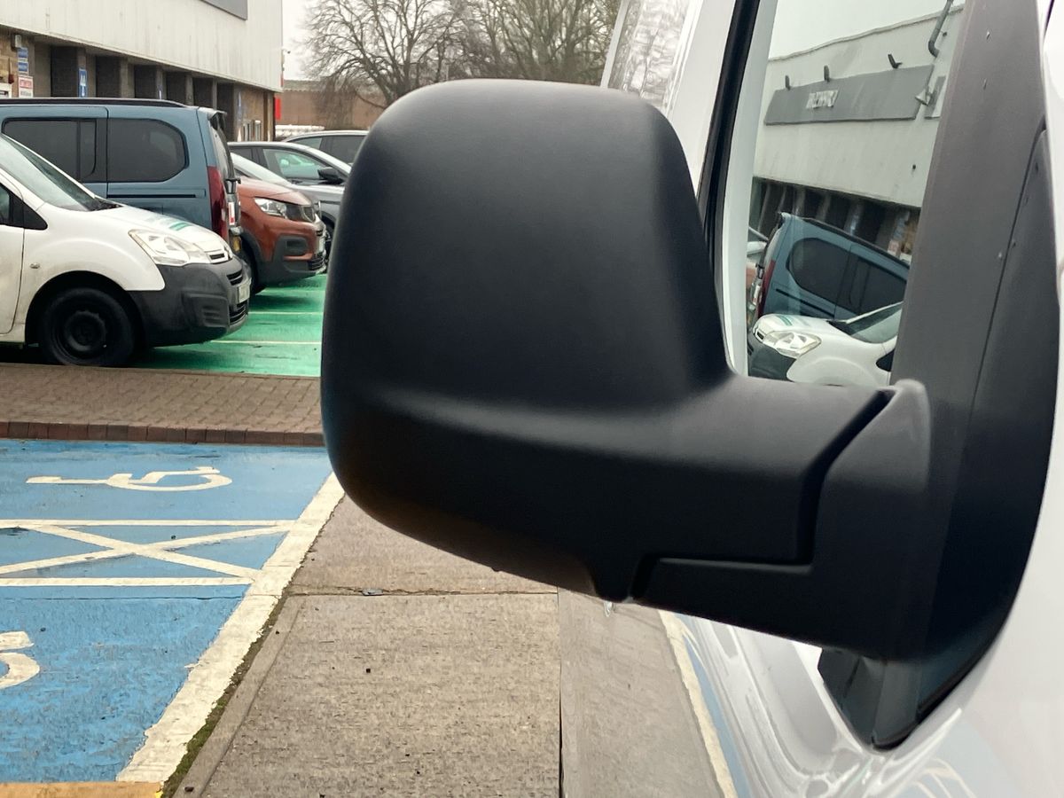 Used Vauxhall Vivaro 2022 for sale - 77113574: Photo 19