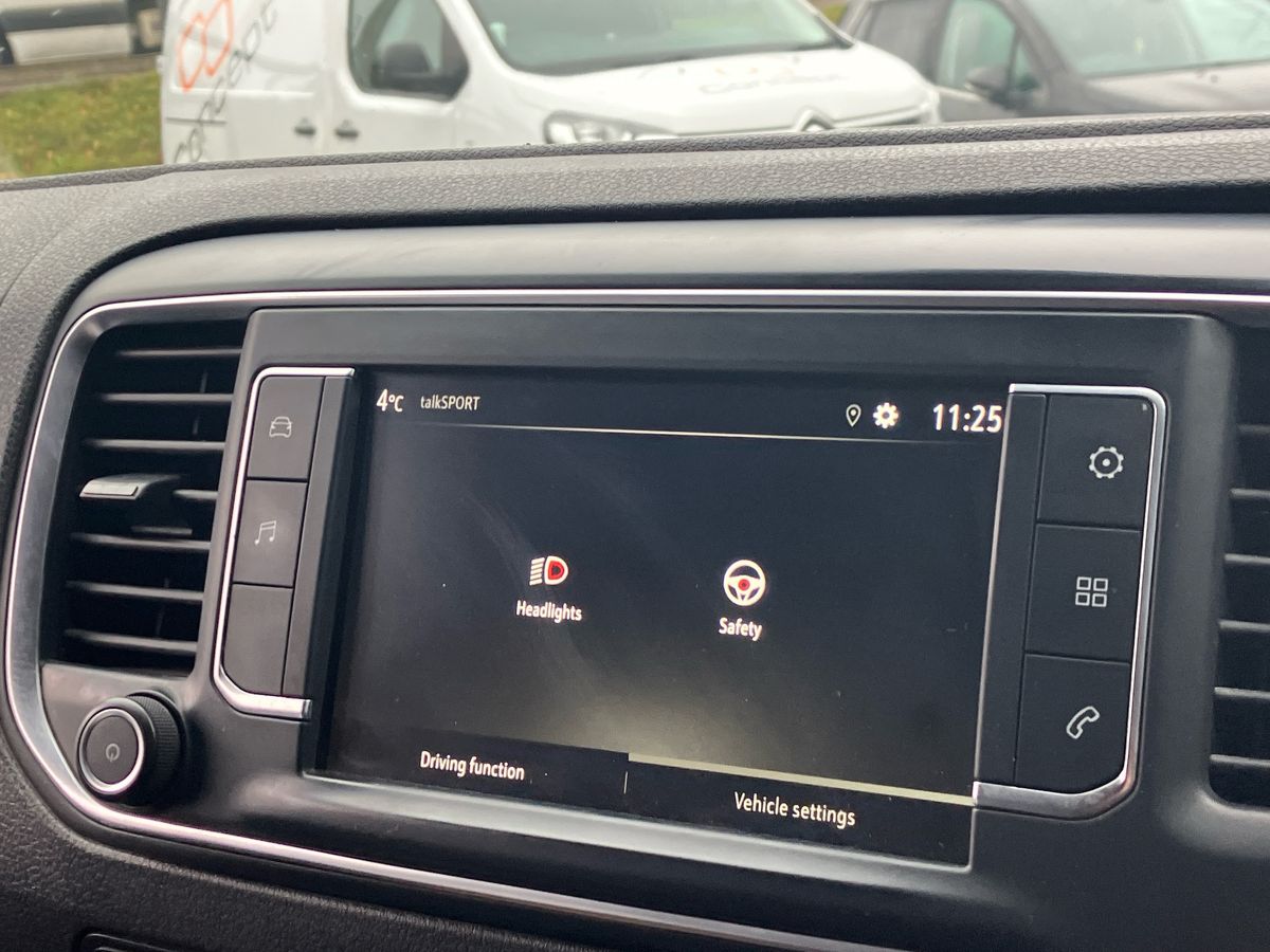 Used Vauxhall Vivaro 2022 for sale - 77113574: Photo 43