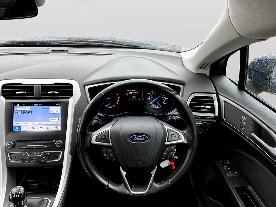 Used Ford Mondeo 2017 for sale - 77896508: Photo 16