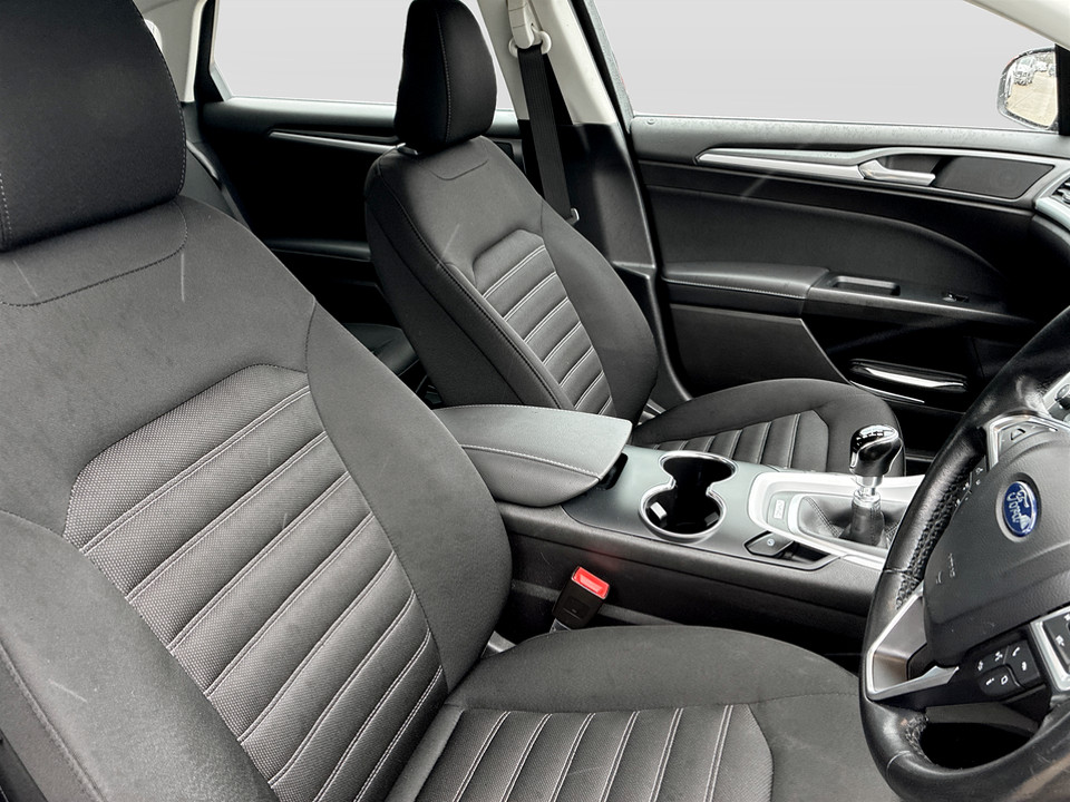 Used Ford Mondeo 2017 for sale - 77896508: Photo 24