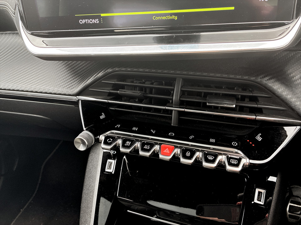 Used Peugeot 2008 2020 for sale - 77666579: Photo 37