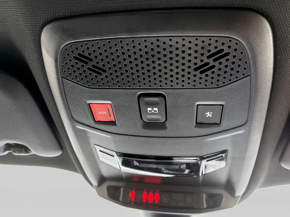 Used Peugeot 2008 2020 for sale - 77666579: Photo 39