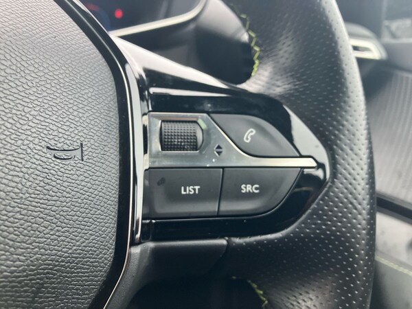 Used Peugeot 2008 2020 for sale - 76128387: Photo 47