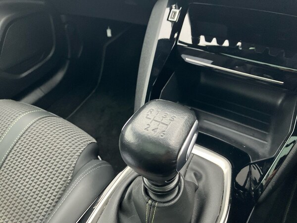 Used Peugeot 2008 2020 for sale - 76128387: Photo 60