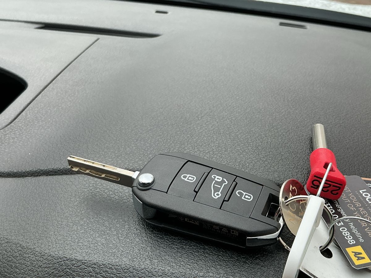 Used Peugeot Expert 2023 for sale - 77271783: Photo 46