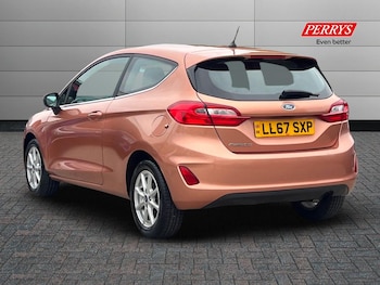 Used Ford Fiesta 2018 for sale - 76016584: Photo