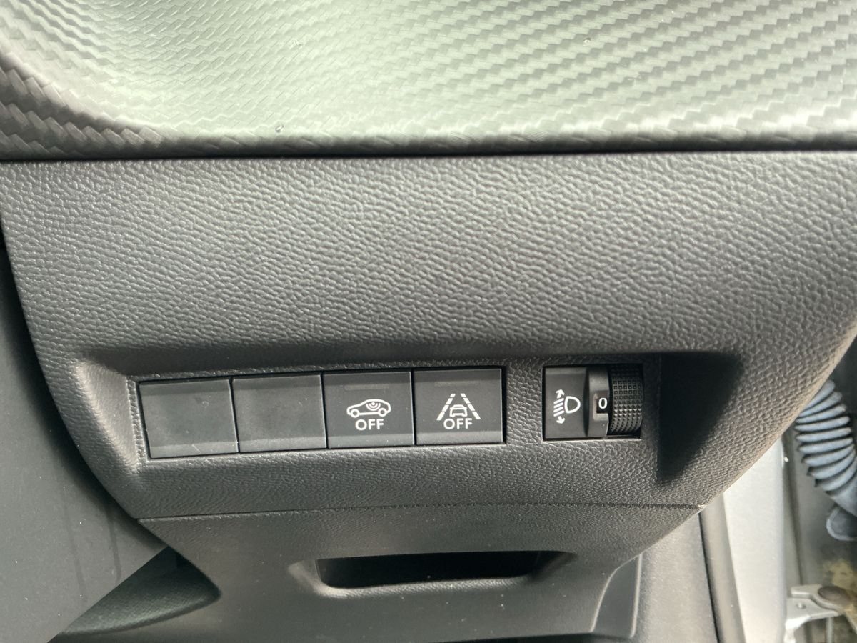 Used Peugeot 208 2022 for sale - 77234182: Photo 33