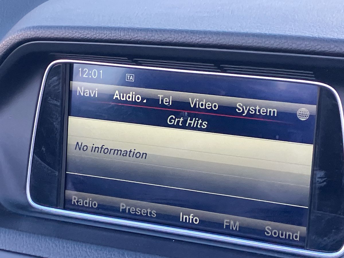 Used Mercedes-Benz E Class 2014 for sale - 77113741: Photo 11