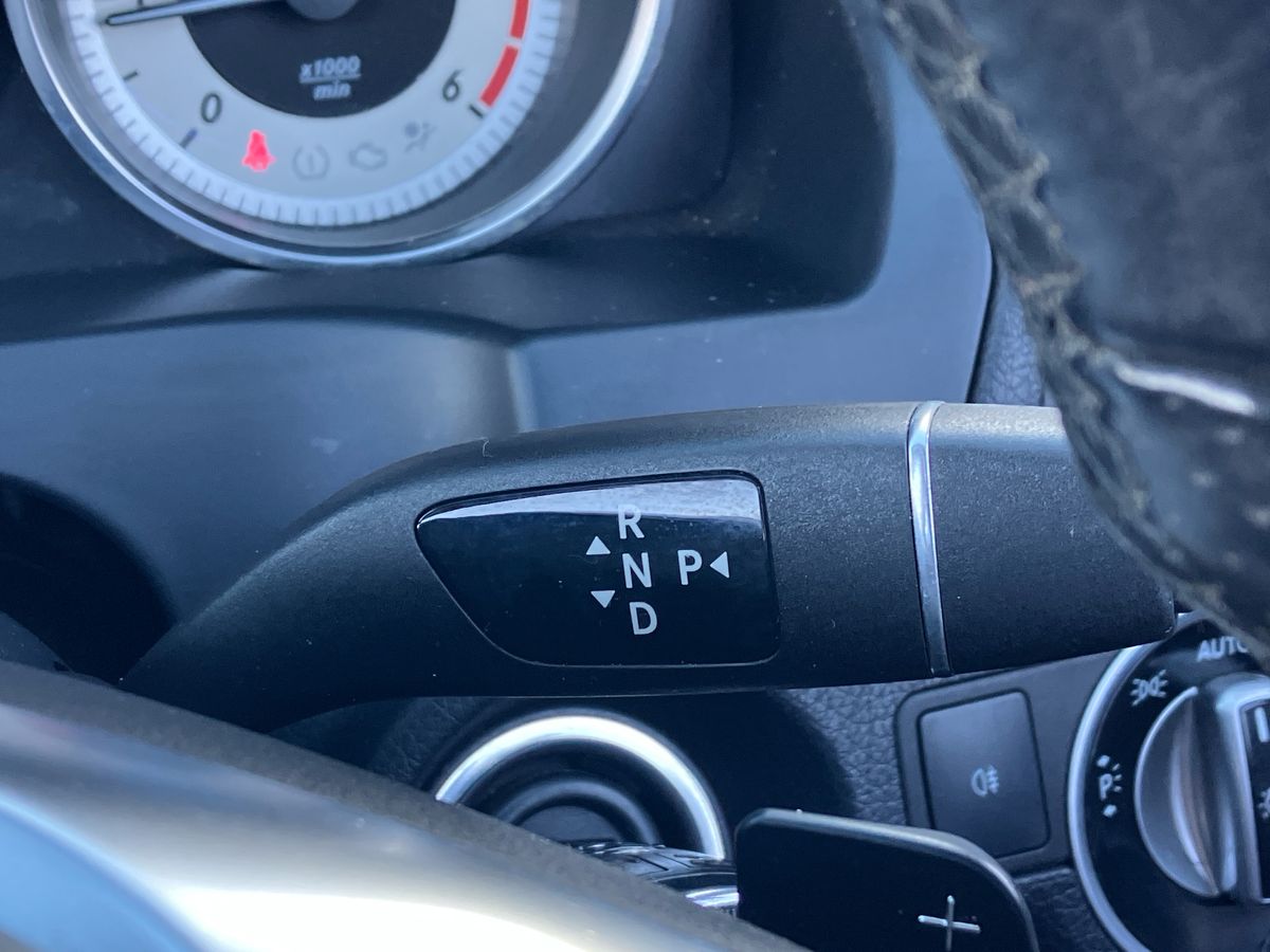 Used Mercedes-Benz E Class 2014 for sale - 77113741: Photo 36