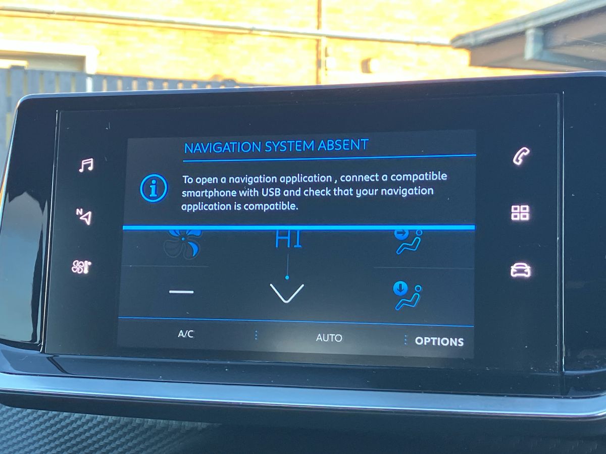 Used Peugeot 208 2022 for sale - 76792572: Photo 11