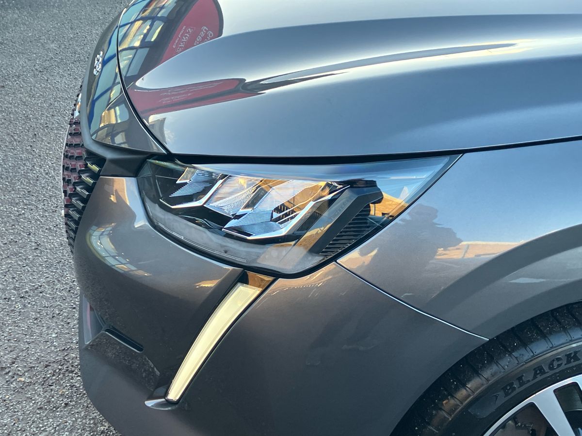 Used Peugeot 208 2022 for sale - 76792572: Photo 13