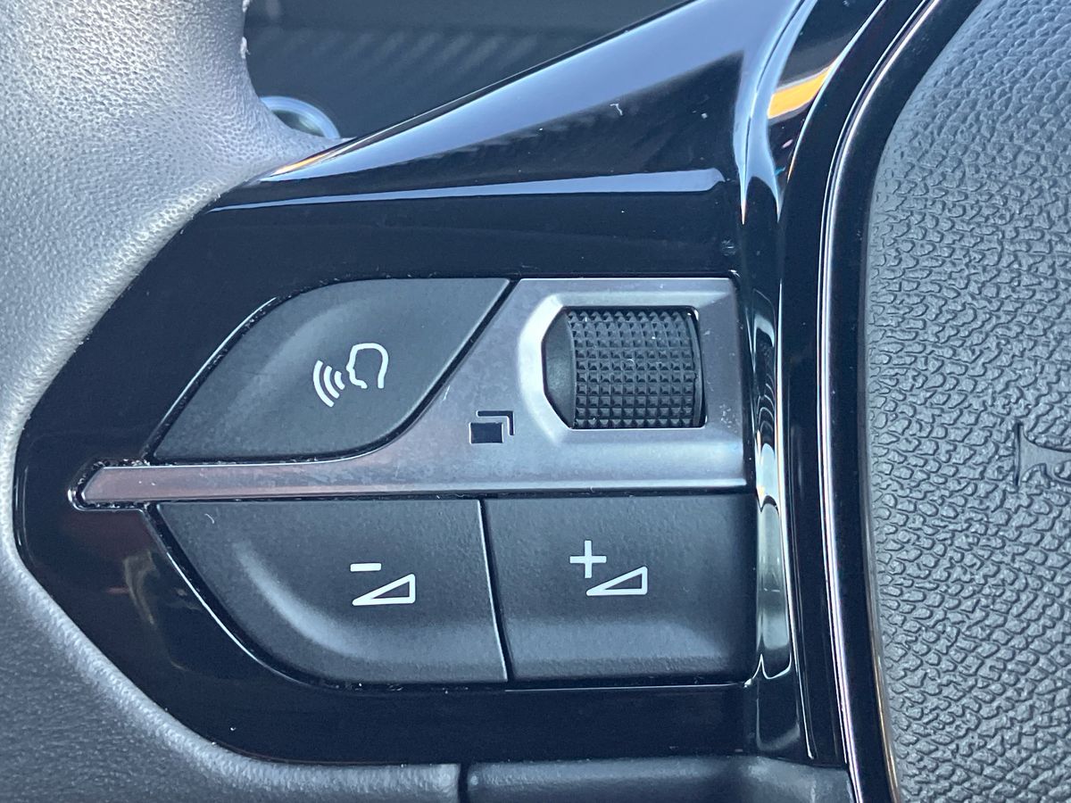 Used Peugeot 208 2022 for sale - 76792572: Photo 16