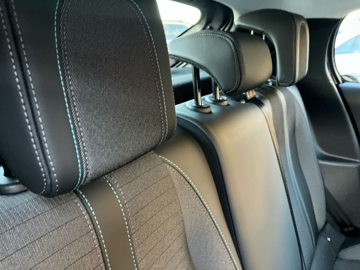 Used Peugeot 208 2022 for sale - 76792572: Photo 30