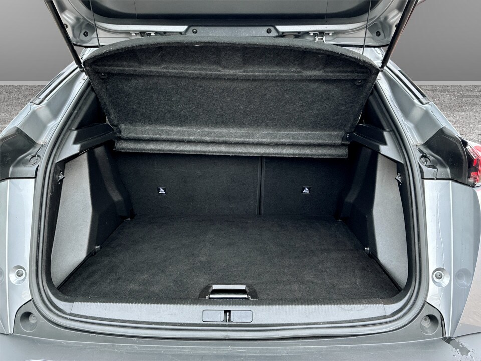 Used Peugeot 2008 2023 for sale - 77789857: Photo 12