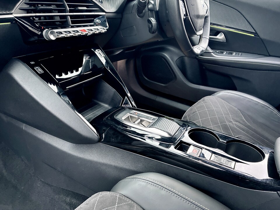 Used Peugeot 2008 2023 for sale - 77789857: Photo 48