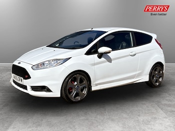 Used Ford Fiesta 2015 for sale - 79251561: Photo
