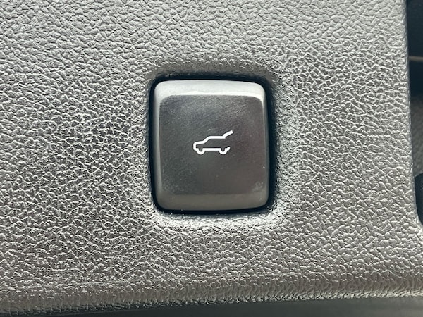 Used Ford Kuga 2022 for sale - 75536299: Photo 25