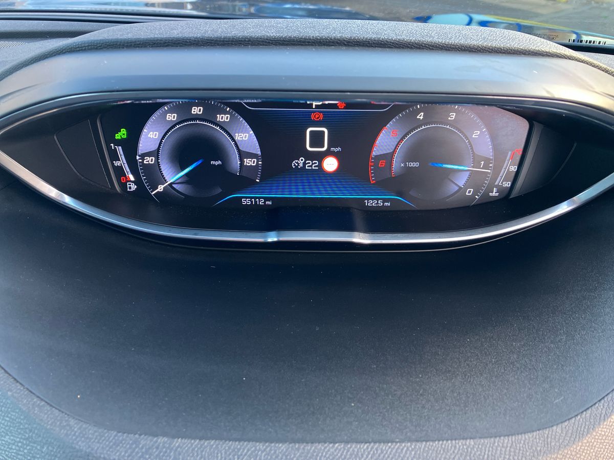 Used Peugeot 3008 2018 for sale - 77432228: Photo 14