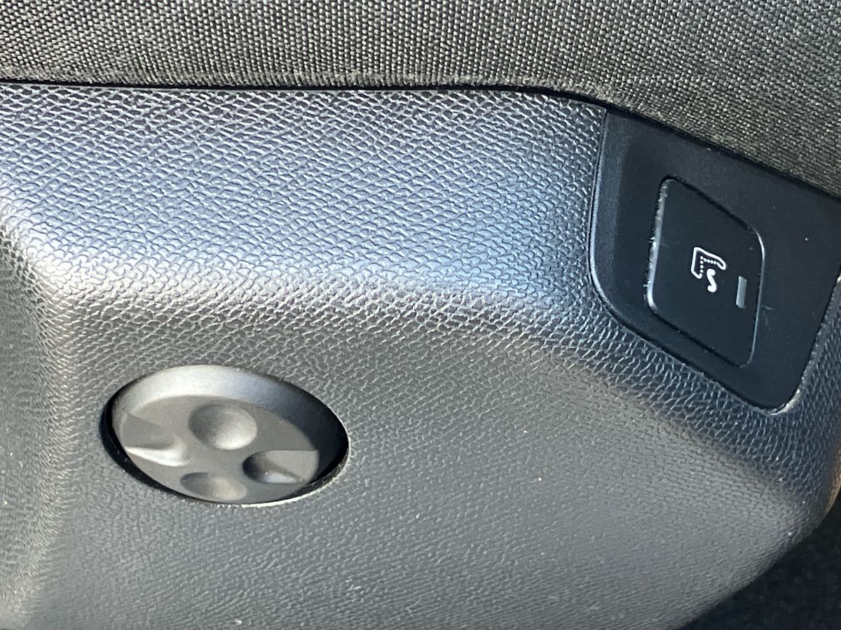 Used Peugeot 3008 2018 for sale - 77432228: Photo 43