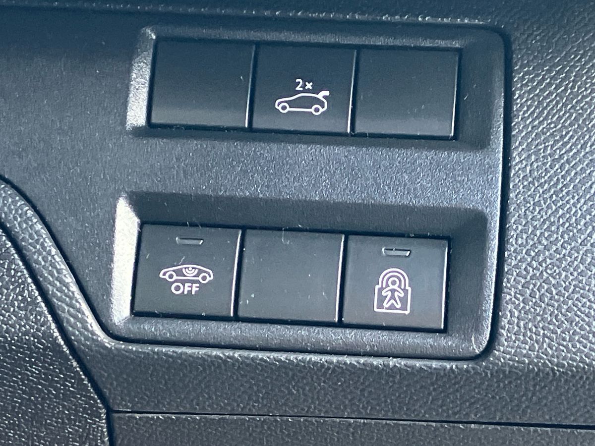 Used Peugeot 3008 2018 for sale - 77432228: Photo 44