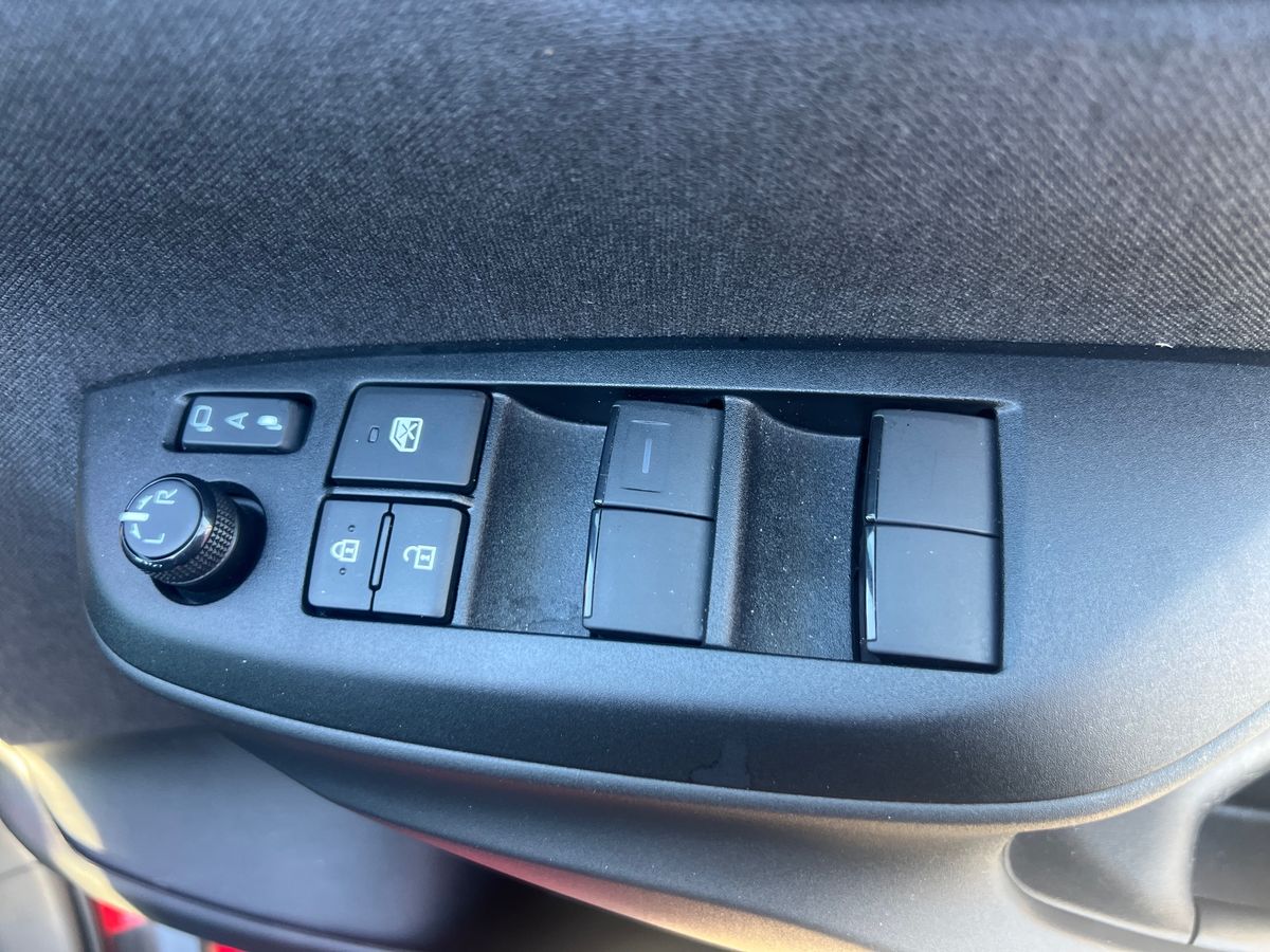 Used Mazda Mazda2 HYBRID 2024 for sale - 76192344: Photo 21