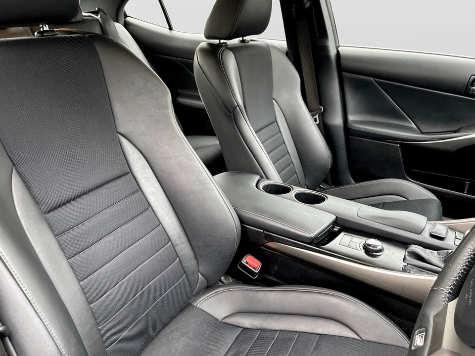 Used Lexus IS 2014 for sale - 77666257: Photo 24