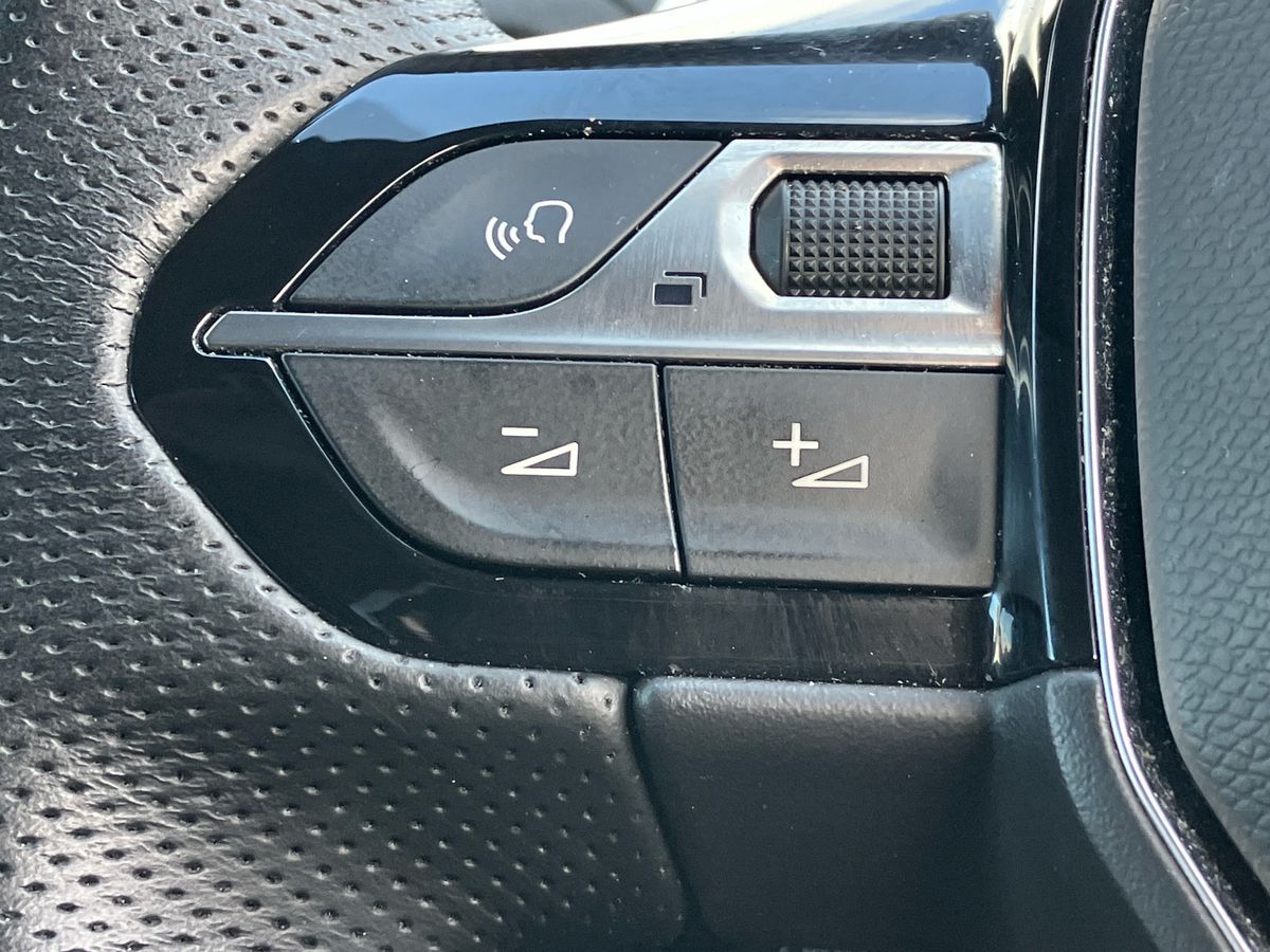 Used Peugeot 3008 2021 for sale - 77775736: Photo 17