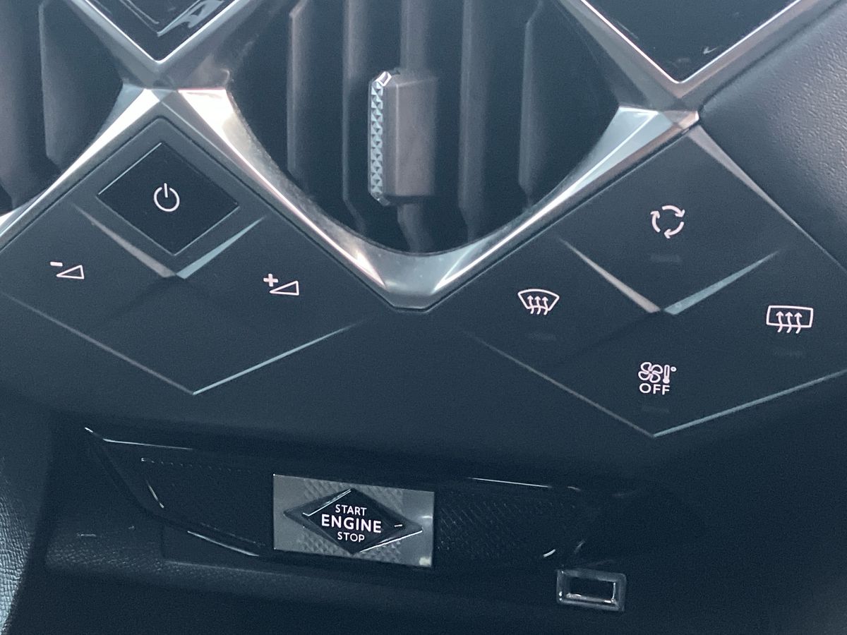 Used DS Automobiles DS 3 2022 for sale - 76957938: Photo 47