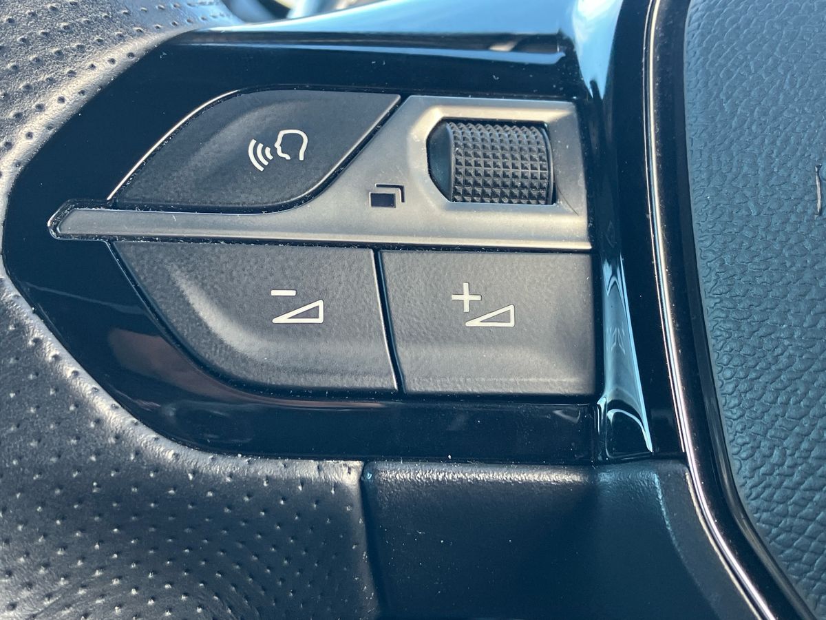 Used Peugeot 2008 2022 for sale - 76128198: Photo 16