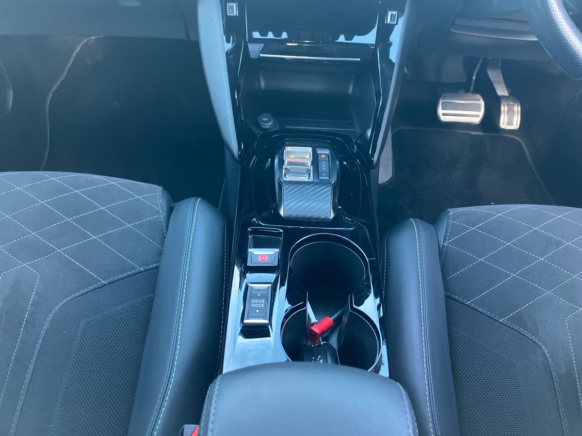 Used Peugeot 2008 2022 for sale - 76128198: Photo 17