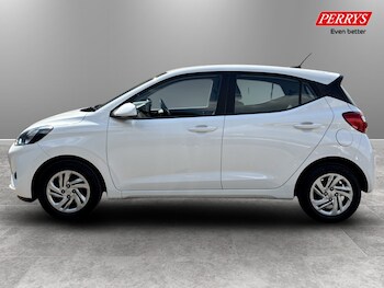 Used Hyundai i10 2023 for sale - 78385940: Photo
