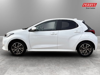 Used Toyota Yaris 2023 for sale - 77789797: Photo
