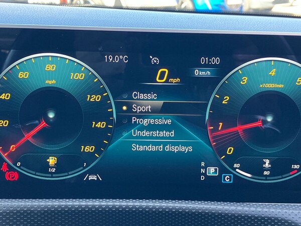 Used Mercedes-Benz CLA 2020 for sale - 75996052: Photo 46