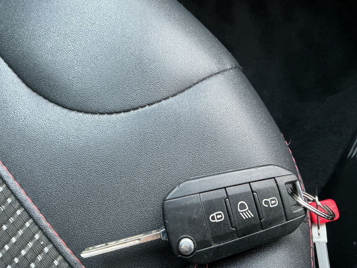 Used Peugeot 2008 2018 for sale - 77846071: Photo 54