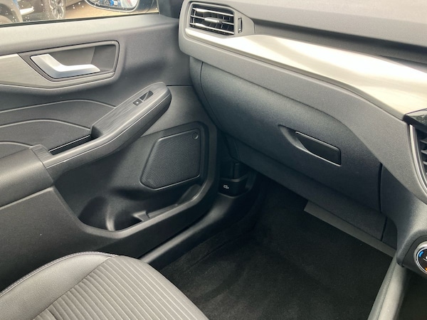 Used Ford Kuga 2022 for sale - 75611935: Photo 61