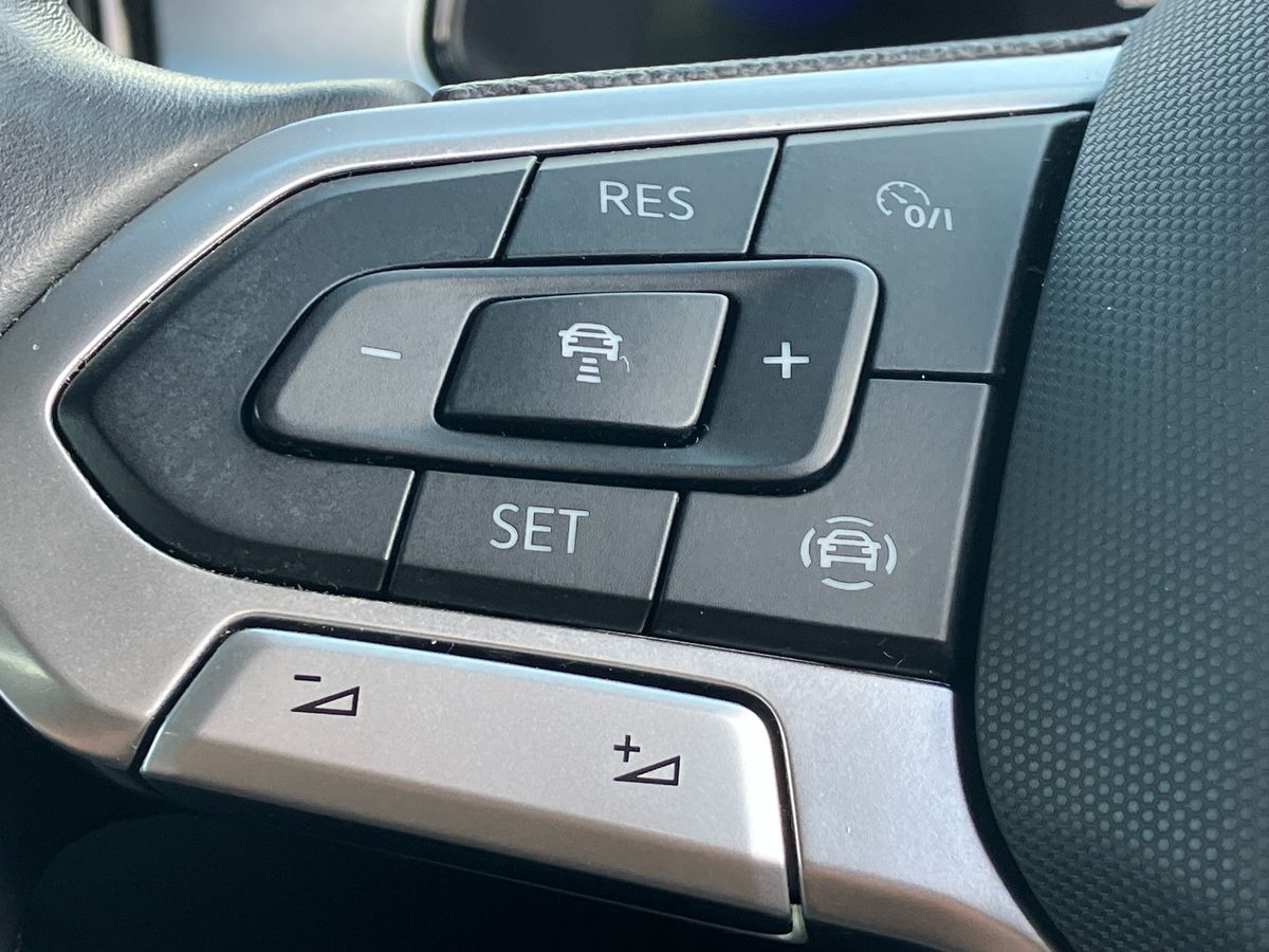 Used Volkswagen T-Roc 2022 for sale - 76577571: Photo 16