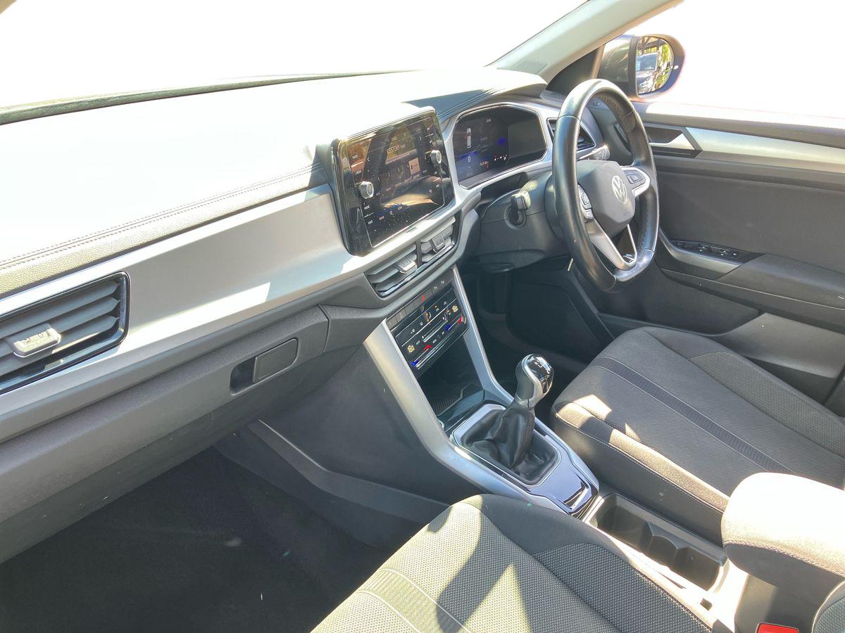 Used Volkswagen T-Roc 2022 for sale - 76577571: Photo 6