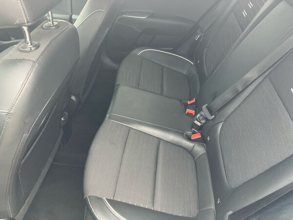 Used Kia Stonic 2022 for sale - 76264143: Photo 20