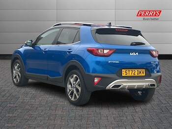 Used Kia Stonic 2022 for sale - 76264143: Photo 2