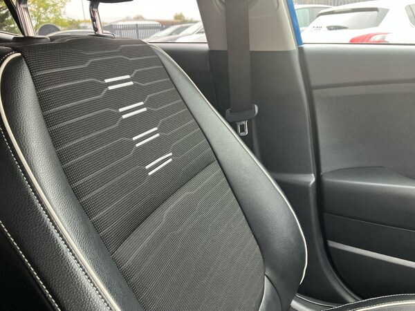 Used Kia Stonic 2022 for sale - 76264143: Photo 56
