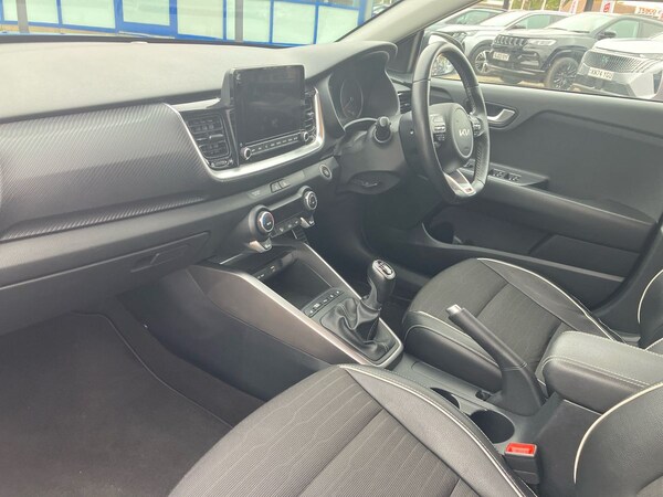 Used Kia Stonic 2022 for sale - 76264143: Photo 7