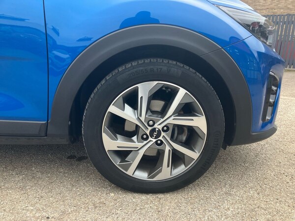 Used Kia Stonic 2022 for sale - 76264143: Photo 8