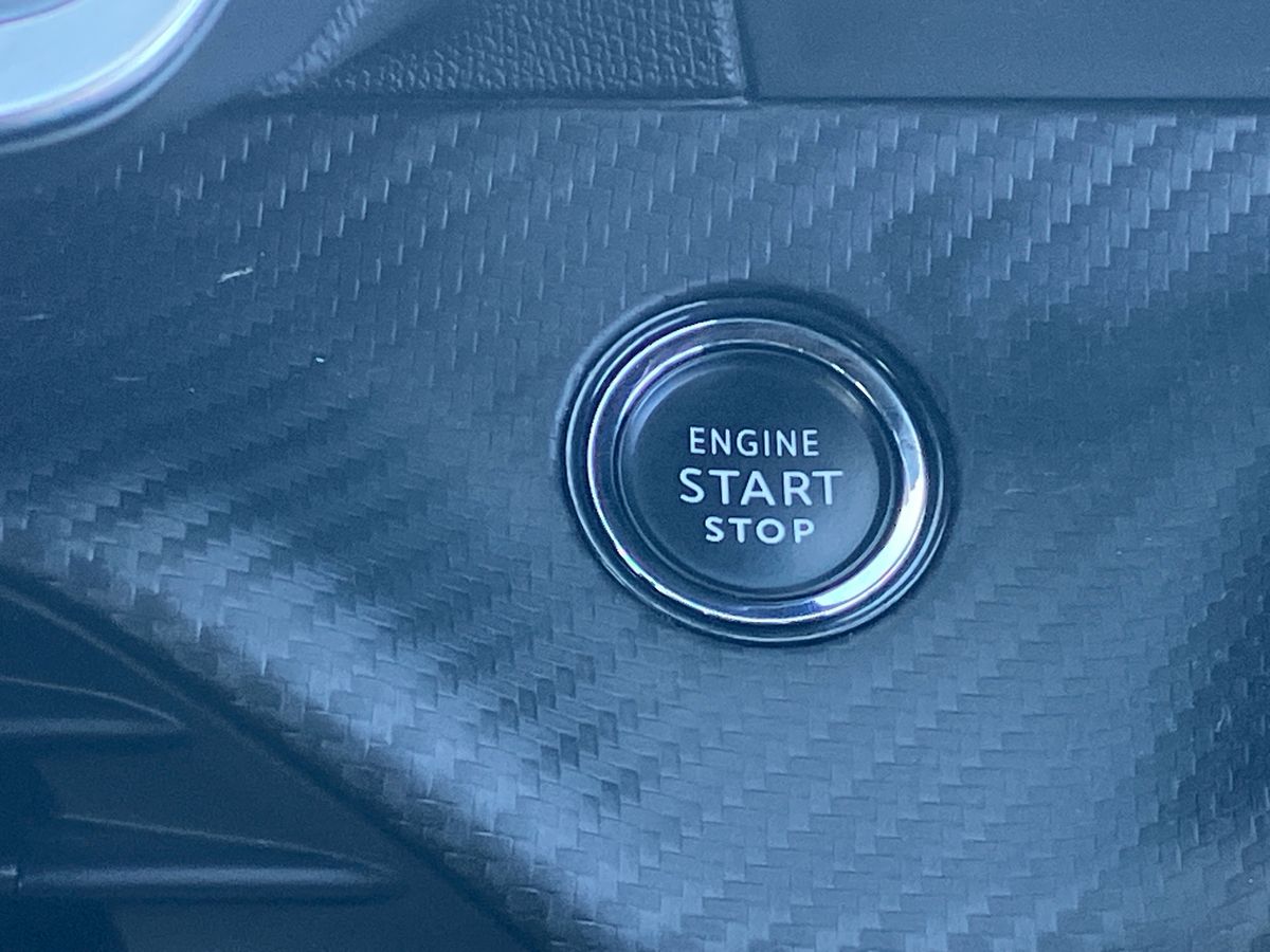 Used Peugeot 2008 2023 for sale - 76045461: Photo 46