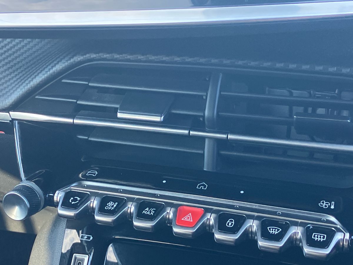 Used Peugeot 2008 2023 for sale - 76045461: Photo 55