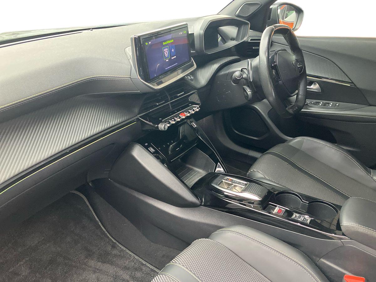 Used Peugeot 2008 2023 for sale - 76045461: Photo 6