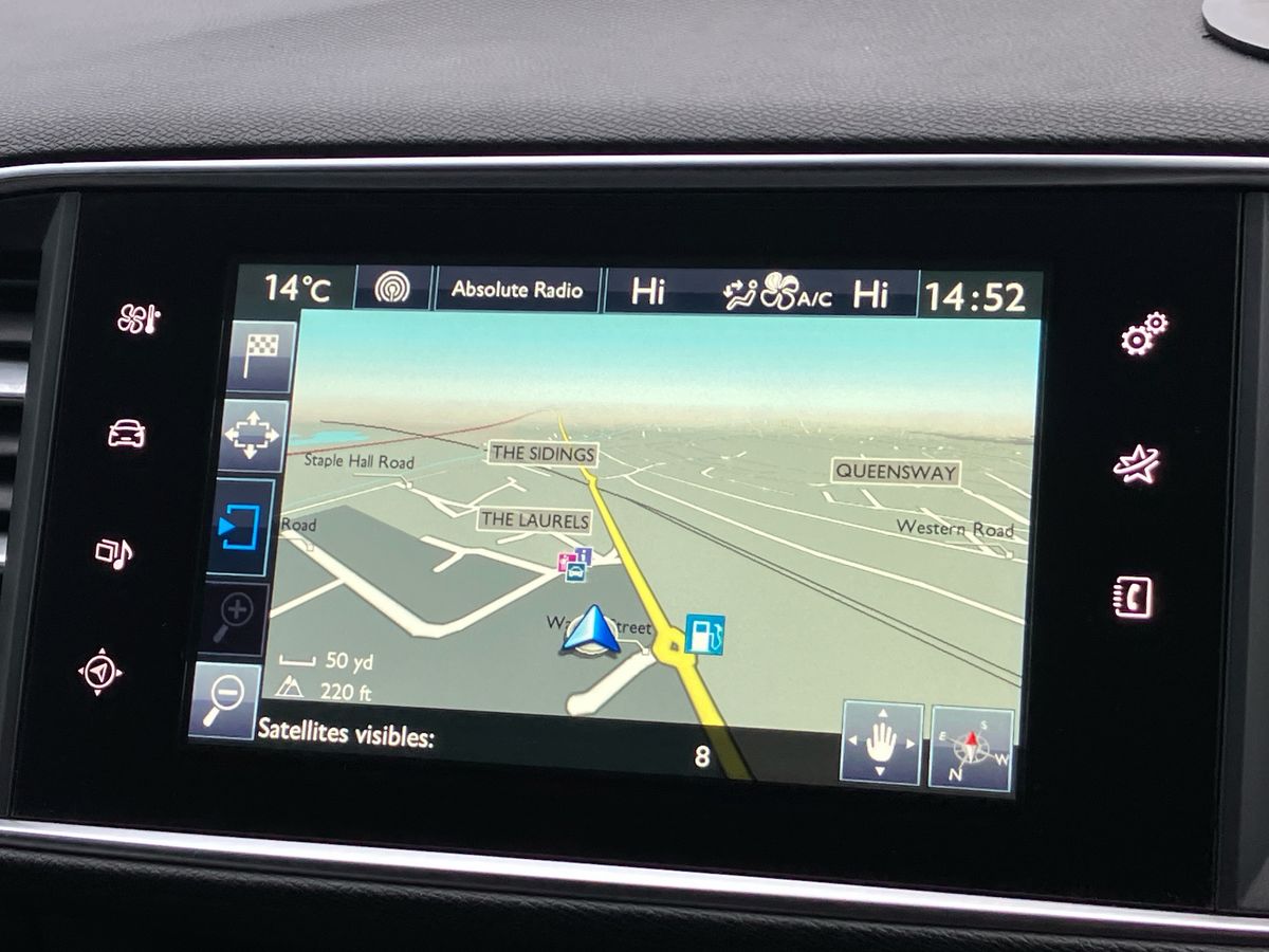 Used Peugeot 308 2016 for sale - 77432234: Photo 11