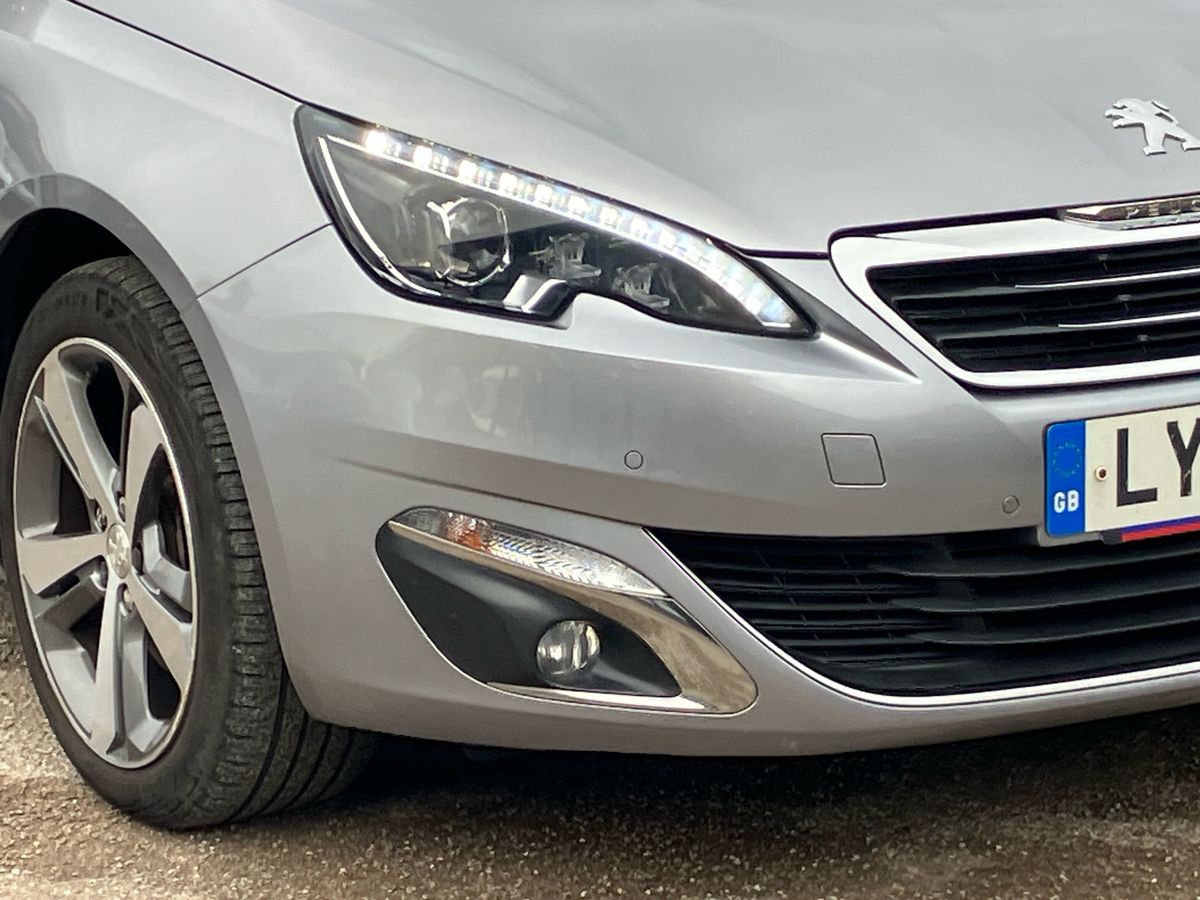 Used Peugeot 308 2016 for sale - 77432234: Photo 31